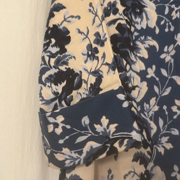 Tuckernuck Floral Blue and Cream Tunic Dress - Picture 3 of 4